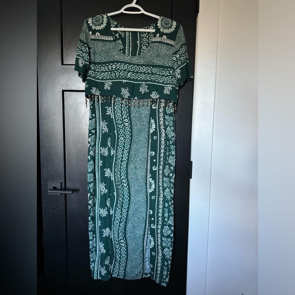 Emblem Dark Green And White Floral Pattern Beaded Maxi Dress